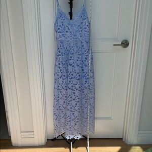 Astr The Label XS Elegant Blue Lace Dress